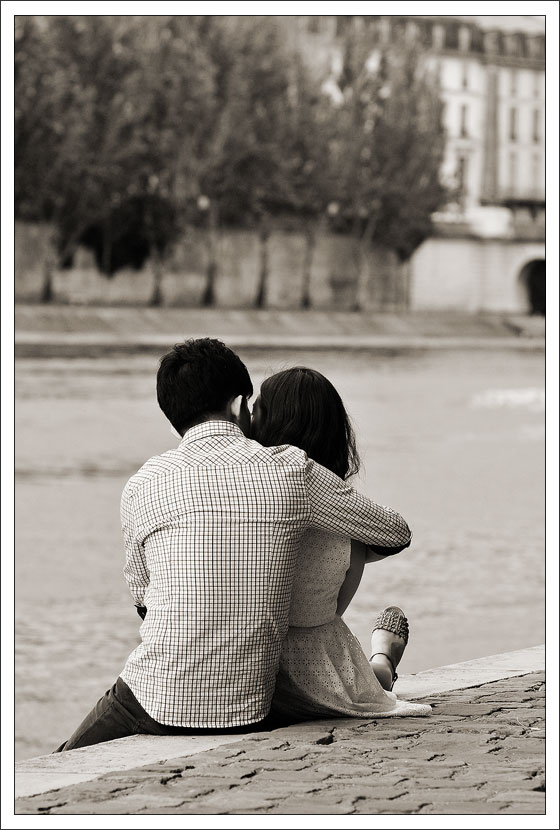 Seine_DSC4028 une place bien aimé par tous les amoureux ;-)