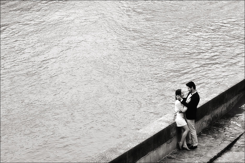 Les quais sur les îlots sont bein aim's par des couples