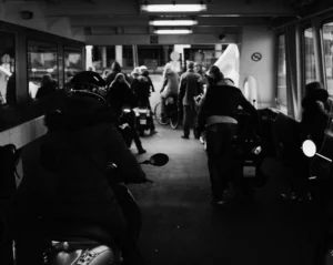 Amsterdam, sur le ferry pour la gare Amsterdam Centraal