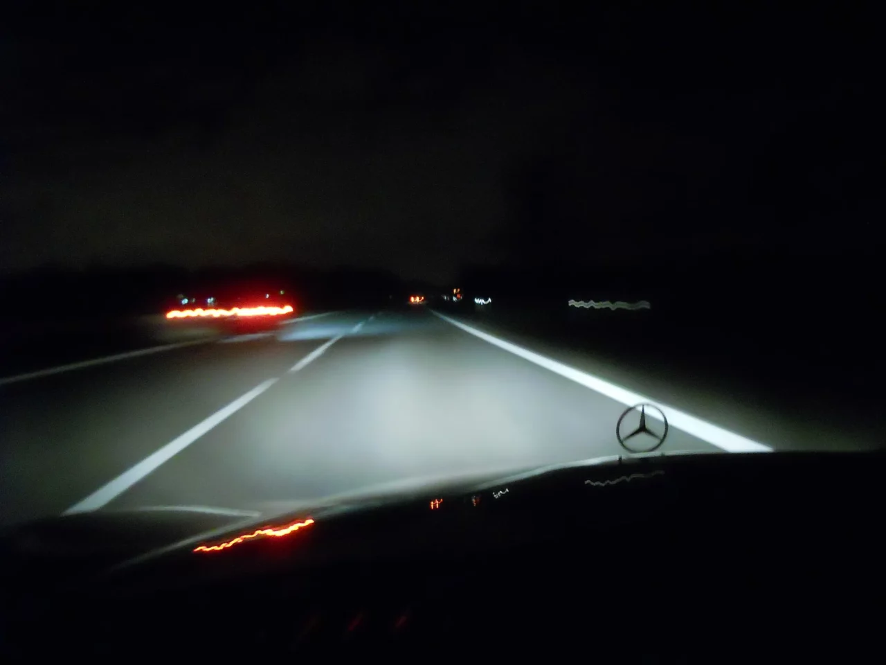 passer la nuit en roulant vers le nord sur l'autoroute